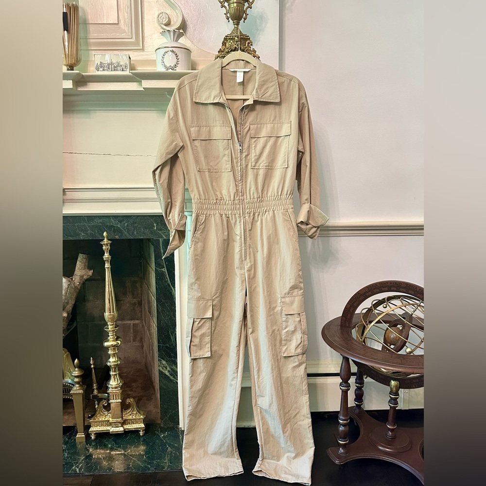 Women’s H&M khaki jumpsuit